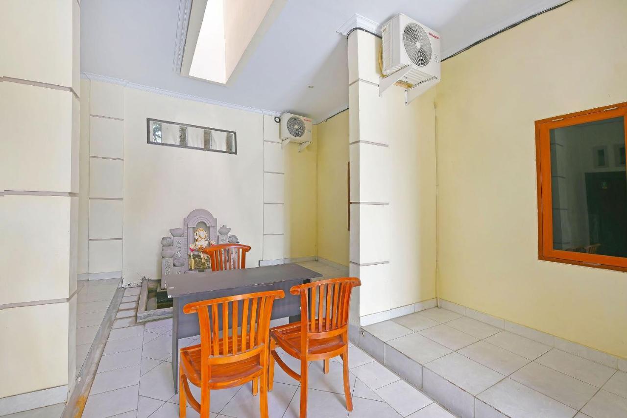 Oyo 91445 Sandat Guest House Denpasar Eksteriør bilde
