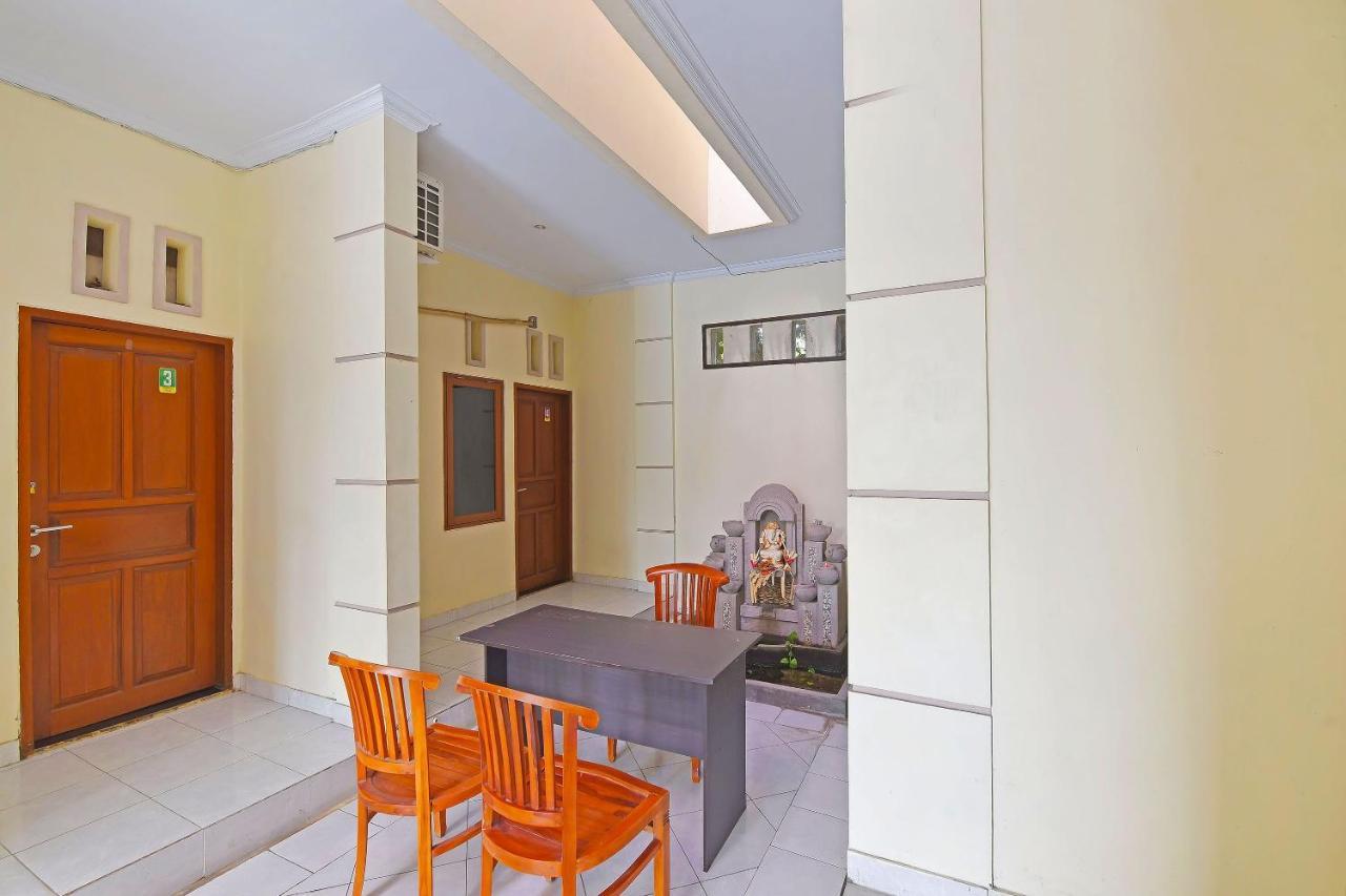 Oyo 91445 Sandat Guest House Denpasar Eksteriør bilde
