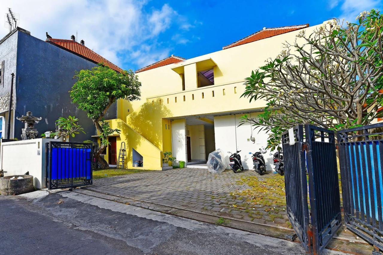 Oyo 91445 Sandat Guest House Denpasar Eksteriør bilde