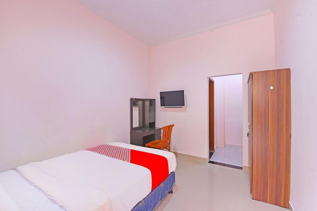 Oyo 91445 Sandat Guest House Denpasar Eksteriør bilde